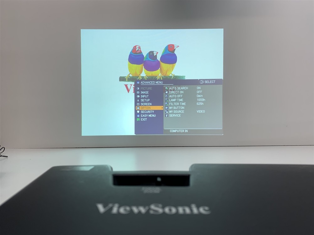 ViewSonic PJL7211 XGA LCD Projector