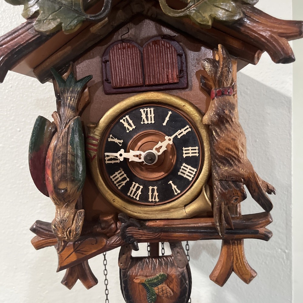 Black Forest Cuckoo Clock Deer-head in working order.
