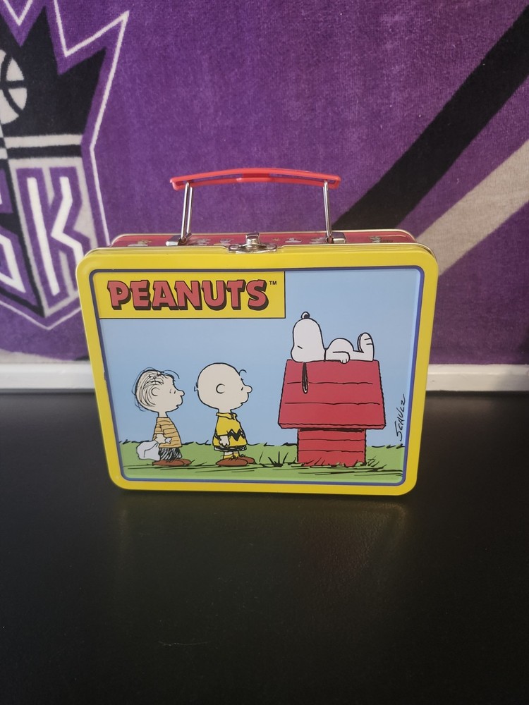 VTG Metal Tin Launch Box Comic Theme (Peanuts) By: Schaulz