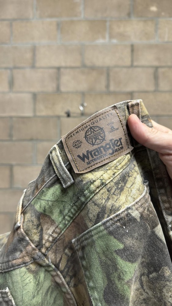 Camouflage Cargo Pants with Multiple Pockets