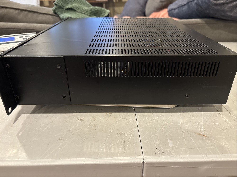 Episode Mixer Amplifier E-2100 Amp