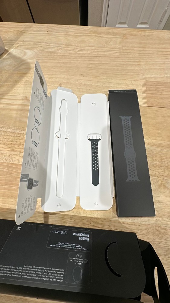 Apple Watch *** PACKAGE AND BOX ONLY***