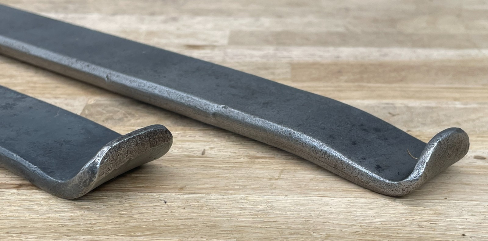 2 Vintage Tyre Levers THE RENSHAW Tyre Lever 17-1/2" & 11-1/4" Old Tool