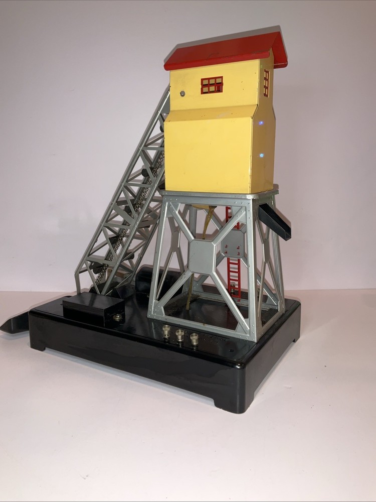 Vintage Lionel Coal Elevator Loader Accessory Made in USA Train Layout Piece*