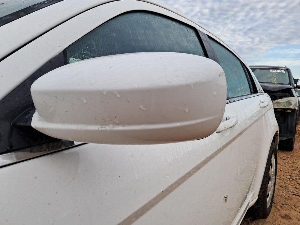 200 2014 Glove Box 4773226