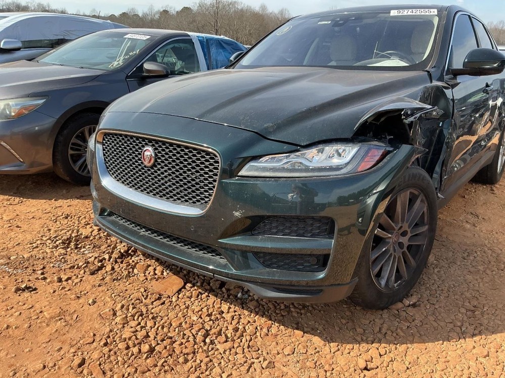 F-PACE 2017 Glove Box 4960752