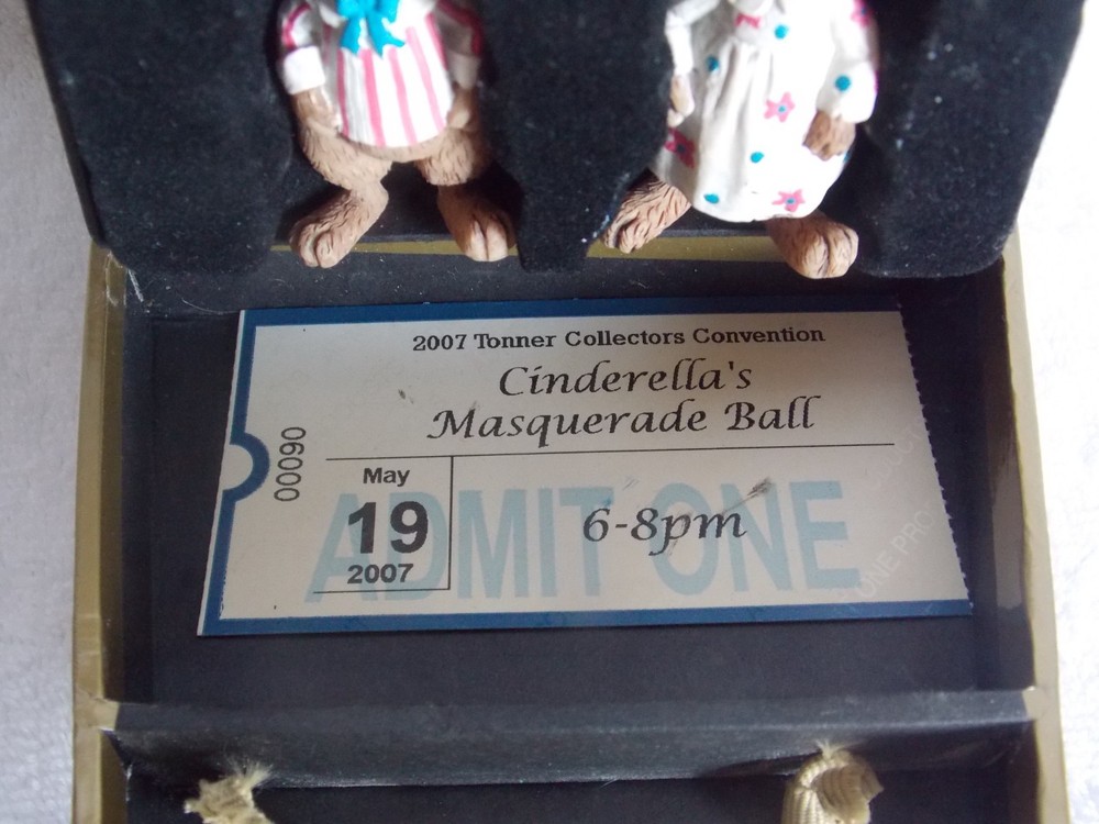 2007 Tonner Convention Cinderella Mice Set In Box