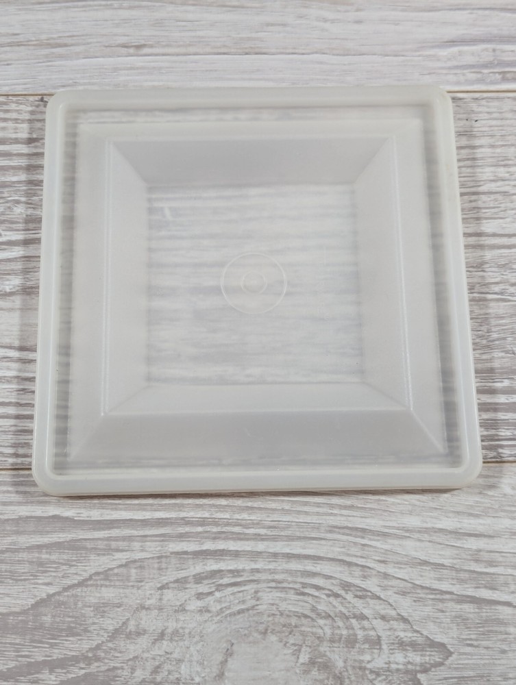 Vintage Tupperware Lid 1387-2 White Square
