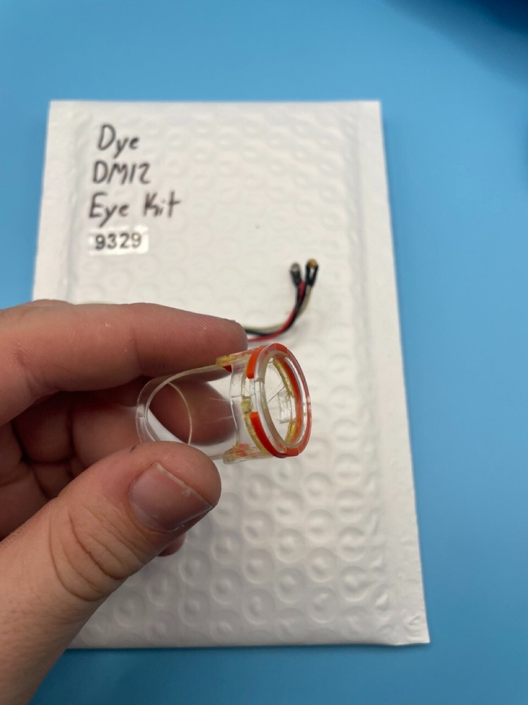 Dye DM12 Eye Kit