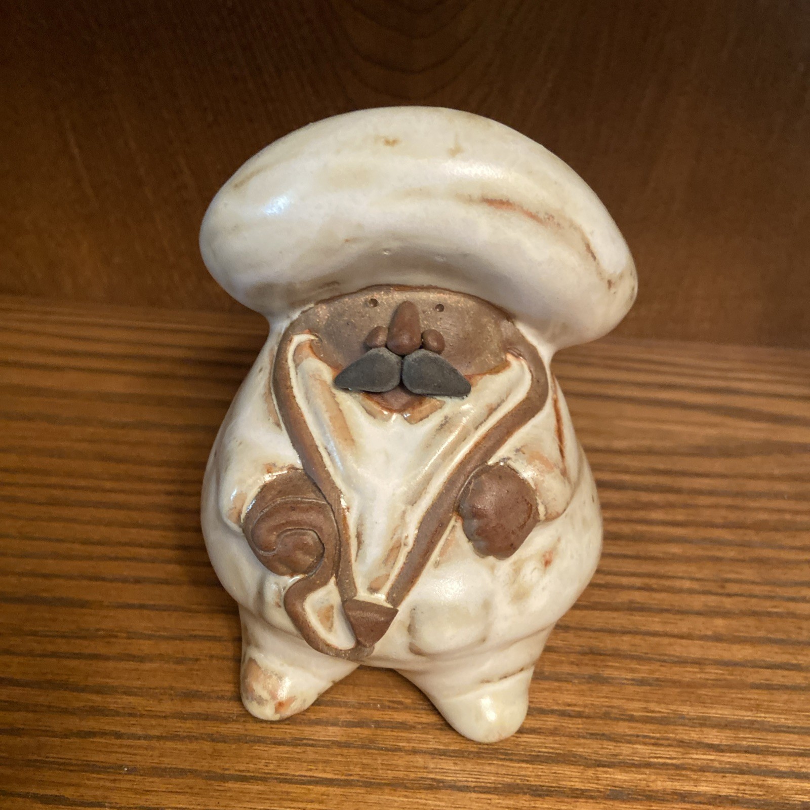 pharmaceutical drug rep collectibles ROCHE Clay Figurine 4.5”