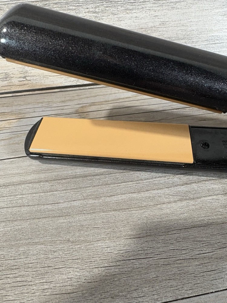 CHI Elite Shimmer Black Flat Iron (Model CE1000) TESTED & WORKING