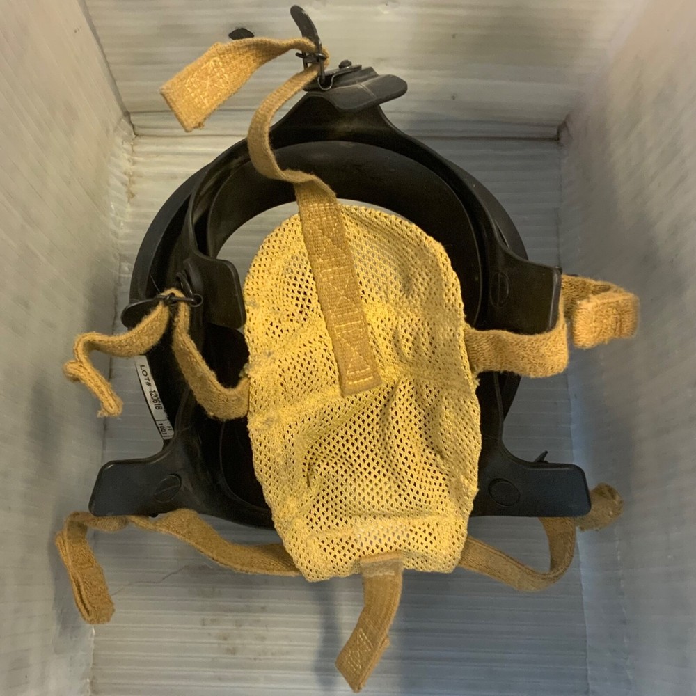 Med Scott AV3000 HT Firefighter SCBA Mask 5pt KevlarHeadnet Left Side ComBracket