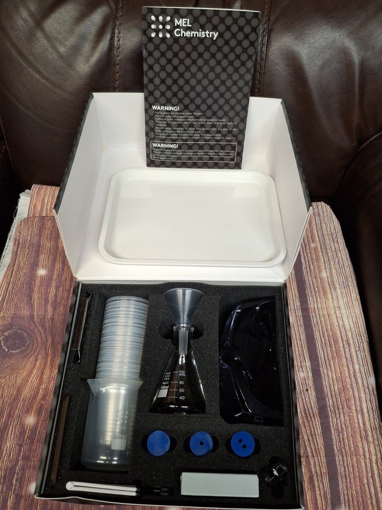 MEL Chemistry Science Starter Science Structure Composition Atomic Molecular Kit