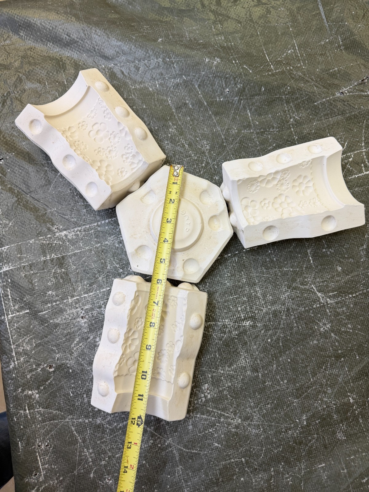 VINTAGE ARNEL'S CERAMIC MOLD #873 DAISY TUMBLER