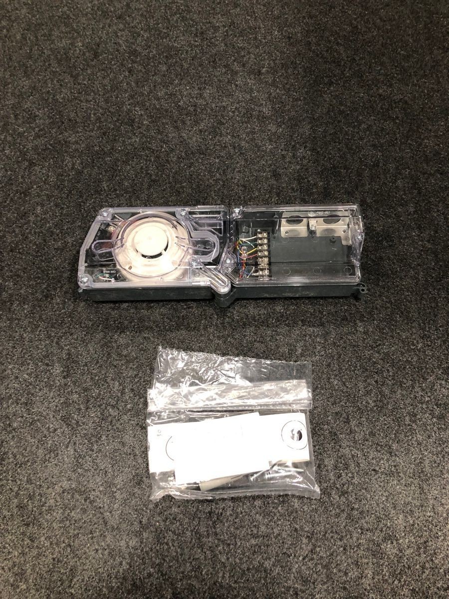 SYSTEM SENSOR 2-Wire D2 Photoelectric Duct Smoke Detector