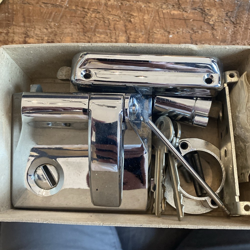 Ingersoll Rim Auto Deadlock Chrome