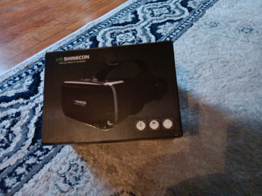 virtual reality glasses