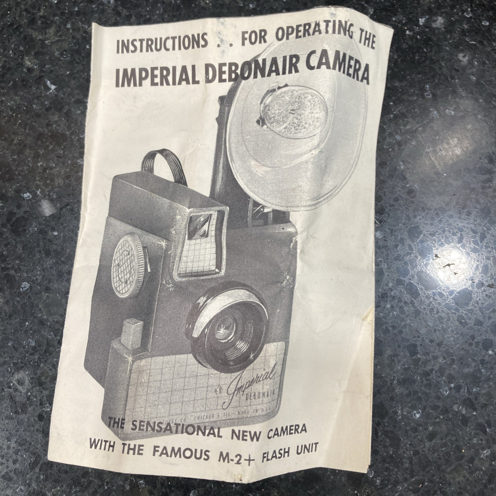 Vintage Imperial Debonair Flash Box Camera With Manual Untested With 4 Bulbs
