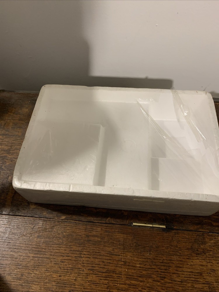 Vintage Wannabee Pilot And Additional Figures