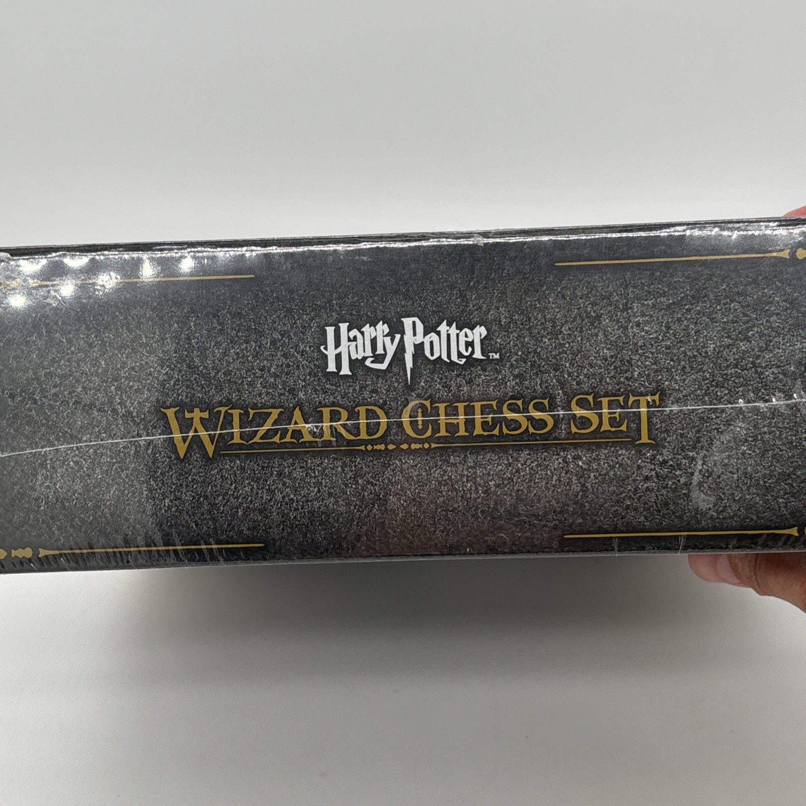 The Harry Potter Wizard Chess Set Noble Collection NN7580...NEW