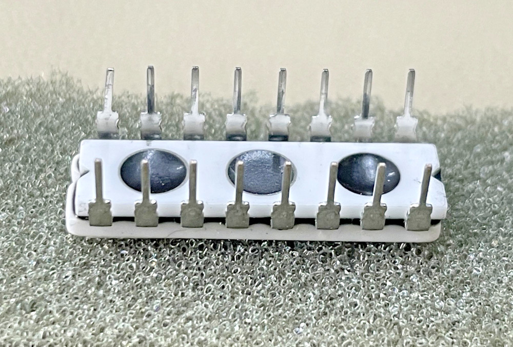 Old School Kicker 60Hz Chip, Pair, NOS