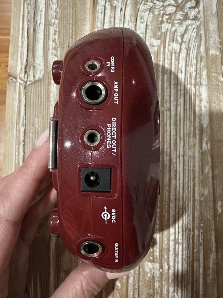 LINE 6 POCKET POD ELECTRIC GUITAR MULTI EFFECT PROCESSOR AMP EMULATOR