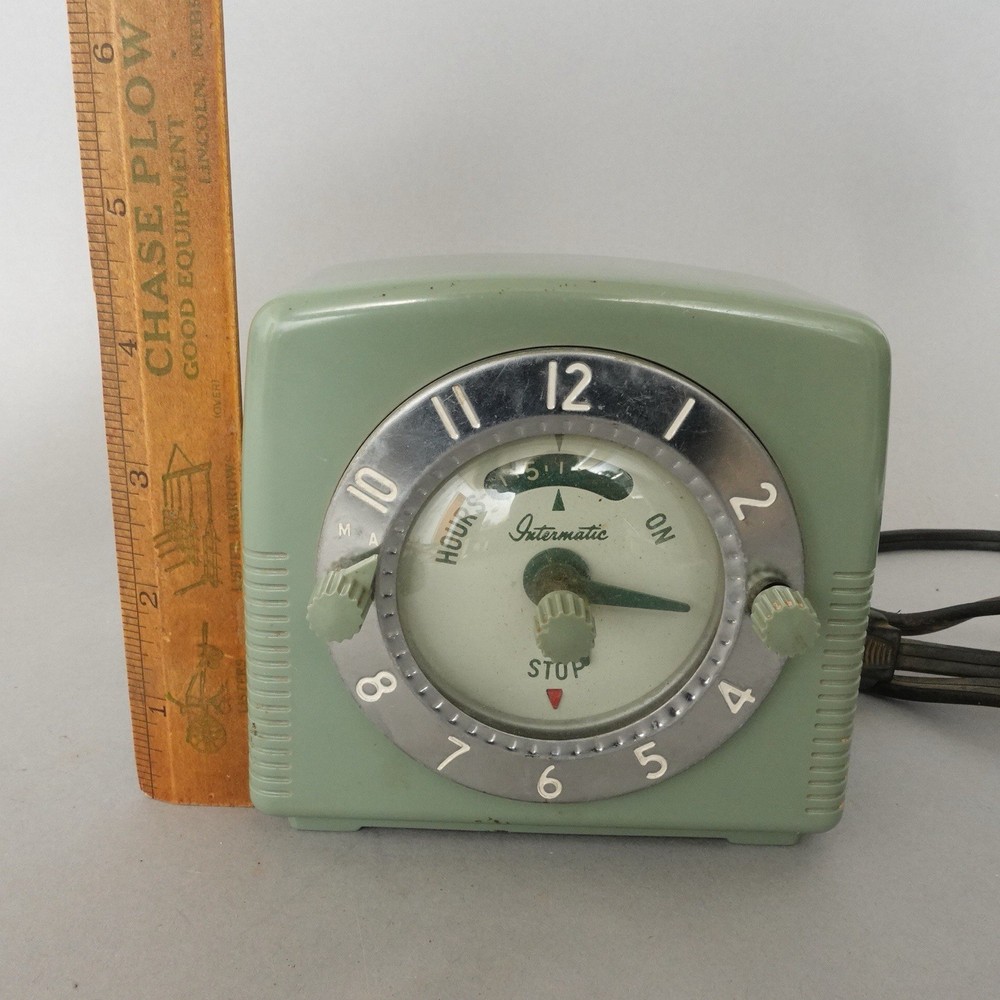 Vintage Intermatic Clock Timer Model A-401 Electric Clock Appliance Timer TESTED