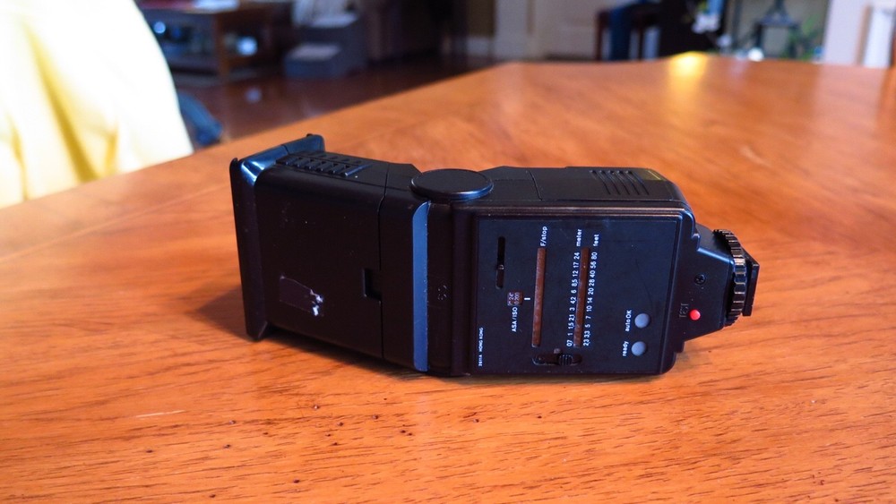 Sunpak Auto 266D Thyristor Shoe Mount Flash for Nikon