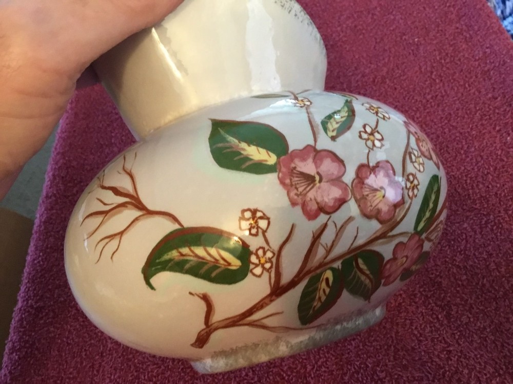 Oriental flower design ceramic water pitcher