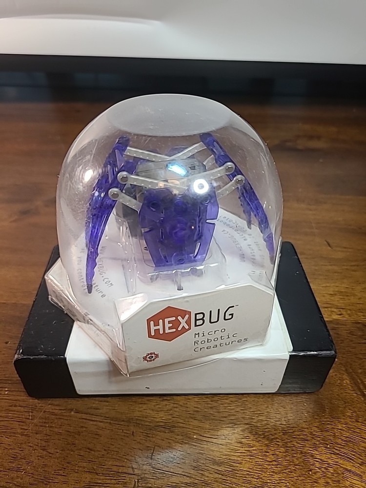 HexBug Micro Robotic Creature NEW In Original Packaging. READ.