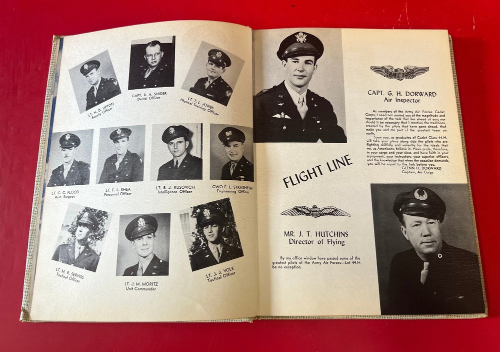 COLEMAN ARMY AIR FIELD PILOT FLYING SCHOOL CLASS BOOK 44-H