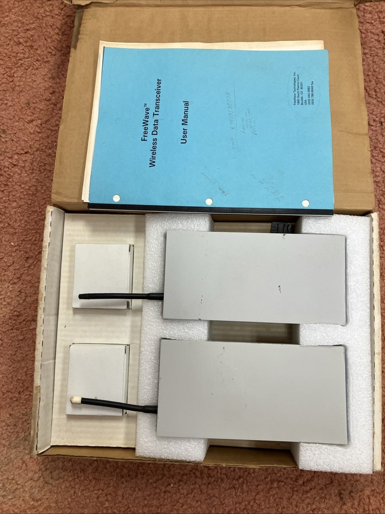 2 X FREEWAVE WIRELESS DATA TRANSCEIVERS DGR-115H W/ CABLES, POWER, MANUAL, BOX