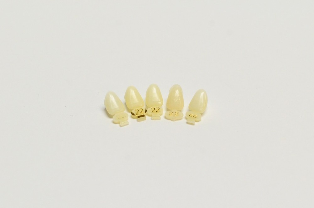 DENTAL POLYCARBONATE TEMPORARY CROWNS #22 (URL) UPPER RIGHT LATERAL 5/PACK