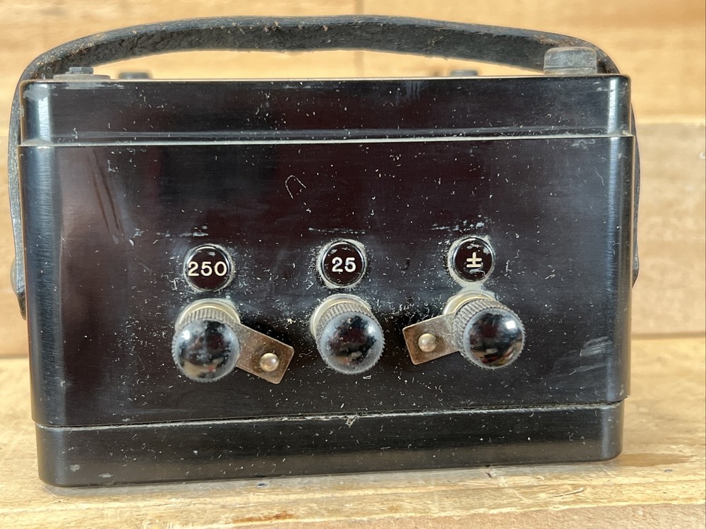 Vtg Weston Electrical MILLIIVOLTS A.C. Meter Model 430 #16848 Zero Corrector