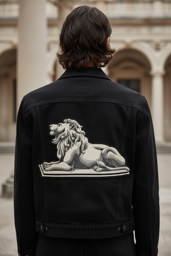 Stately Lion Patch | Black & White