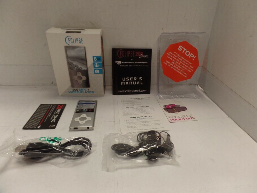 Eclipse ECLIPSE200SL8GB 8GB Silver Flash Portable Media Player AS IS BAD BATTERY