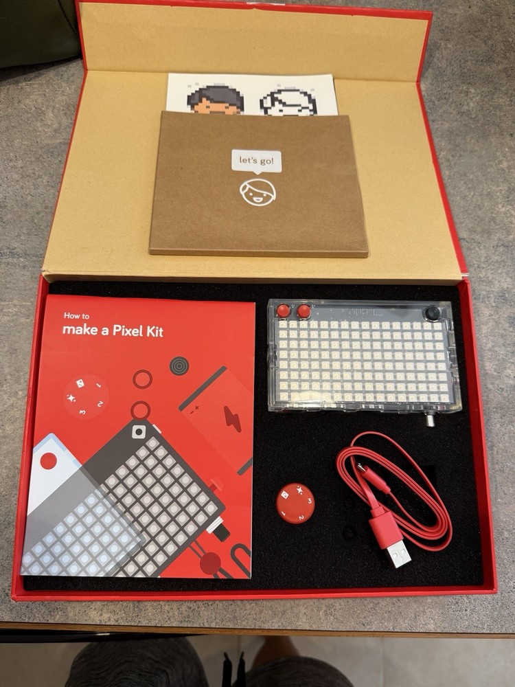 Kano 1003 Pixel Kit Learn Build Code Dazzling Lights Wireless Lightboard 128 LED