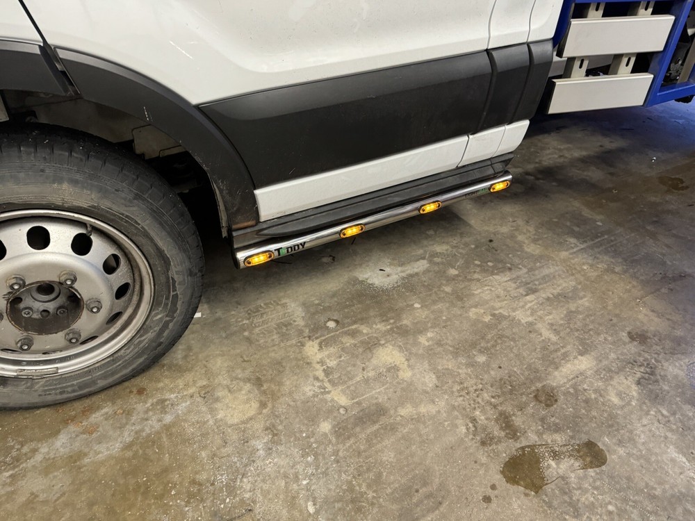 SIDE LIGHT BAR 4 AMBER LED FORD TRANSIT MK8 CHASSIS CAB