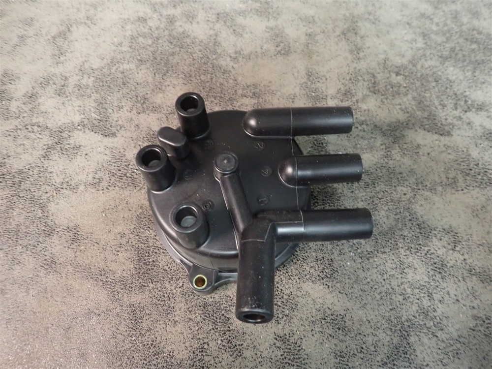 NEW WVE 5D1009 Distributor Cap (G26)