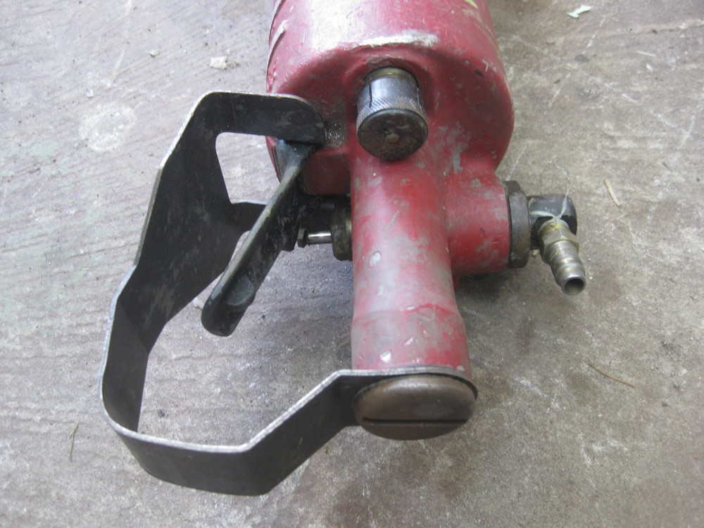 Chicago Pneumatic CP-0351 Compression Riveter