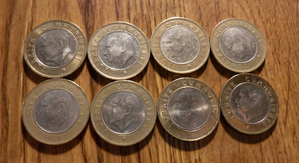 TURKEY 1 LIRA 8 DIFFERENT DATES (T613)