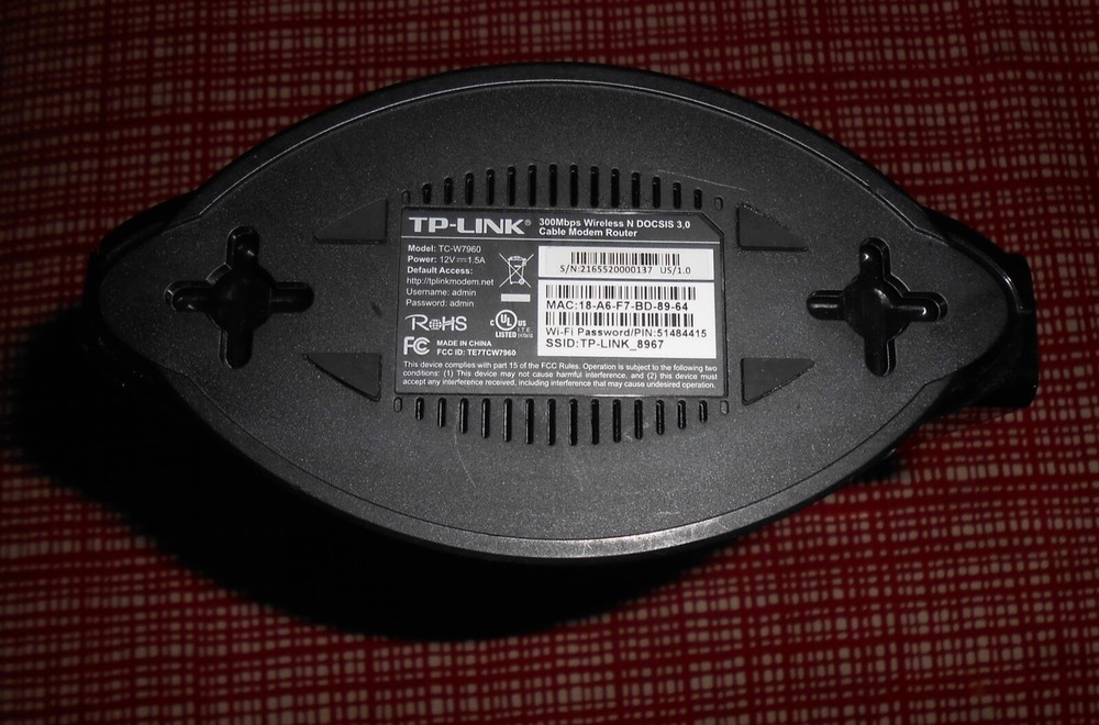 TP-LINK TC-W7960 Wireless Cable Modem / Router