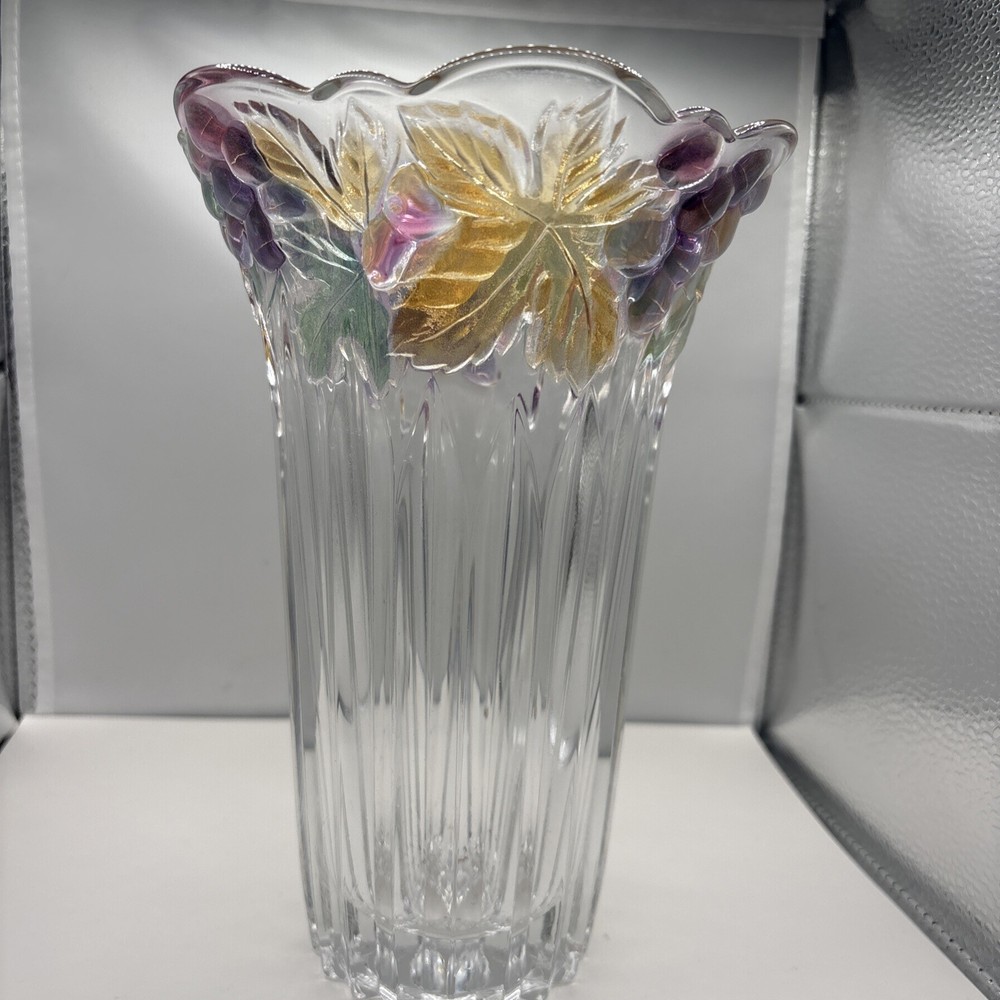 Savoir Vivre Cornucopia Crystal Vase. 4A