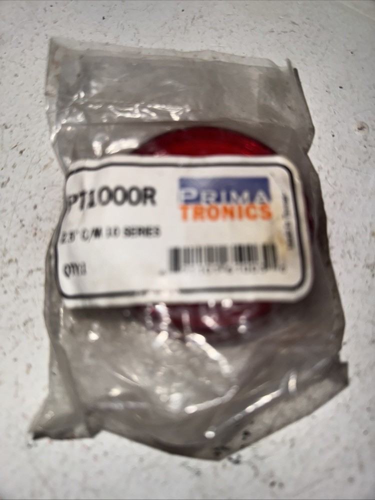 PT1000R Clearance Marker Light, 2.5" Round