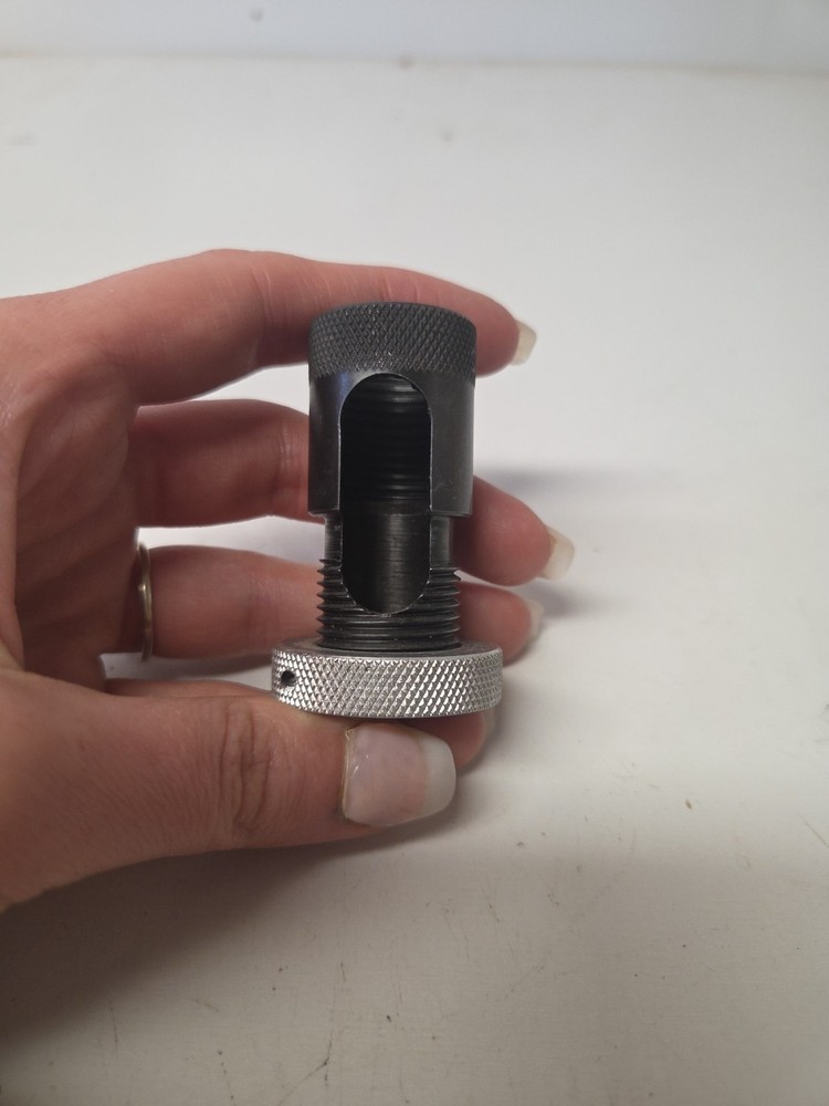 (1) K&M Precision Expand Mandrel Window Riser (See Desc!)