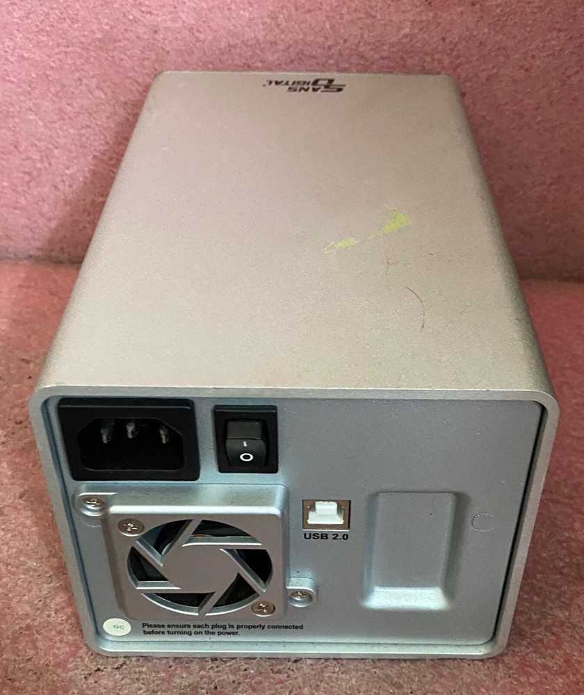 Sans Digital RAID Case With 2x 2TB External USB 2.0 Hard Drives.