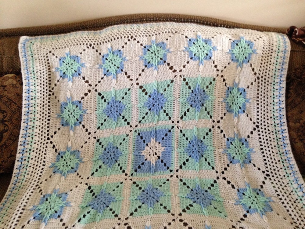 Handmade Afghan White, Blue & Green. 52"x53".