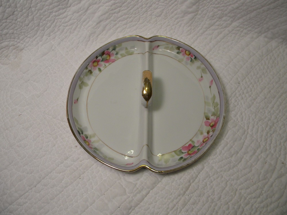 VINTAGE NIPPON HAND PAINTED HANDLED DIVIDED SERVING DISH, GOOD CONDITION
