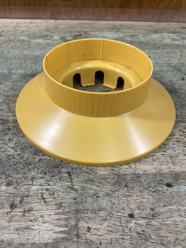 AFC Camp Master Lantern 1035 - Propane Canister Base - Lightly Used