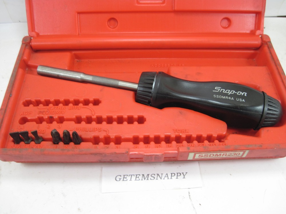 Snap On Black Handle Ratcheting Screwdriver Set W/Case & Bits SSDMR230 NICE